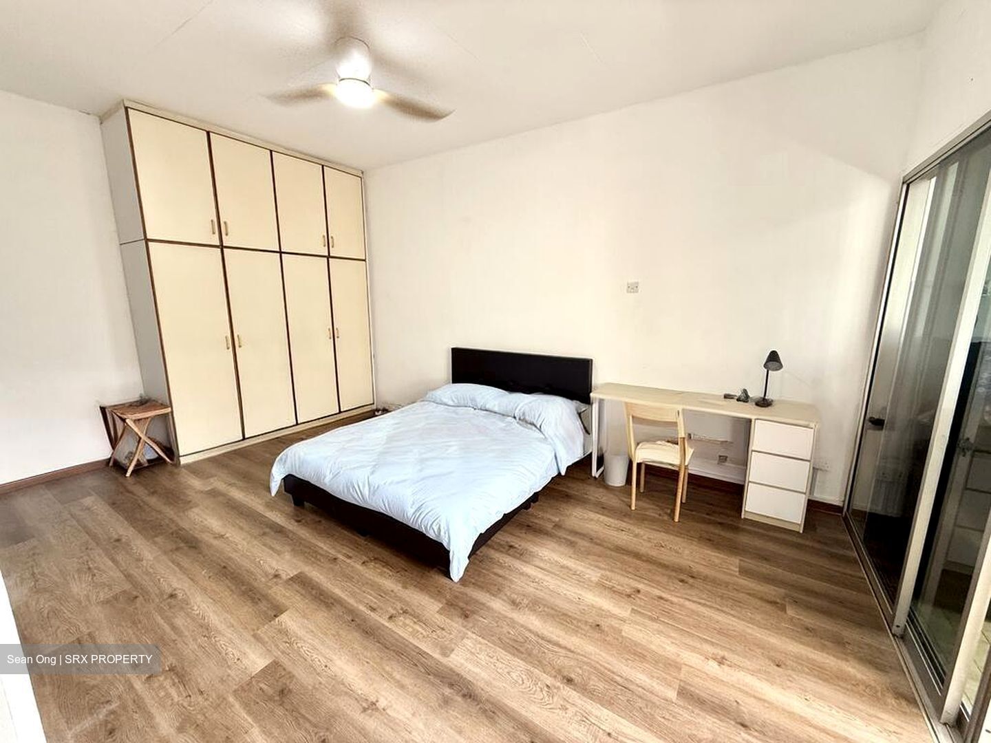 West Coast Drive (D5), Terrace #495510341